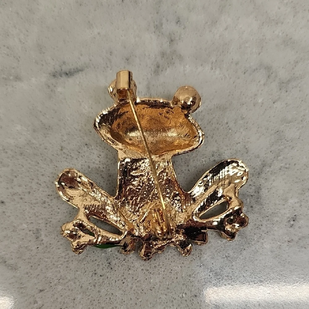 Colorful Frog Brooch with Crystals - Picture 6 of 6
